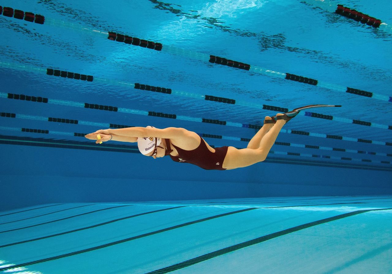 Cos'è il nuoto pinnato? La sua apparizione a Baku 2015 GuidaPiscine.it