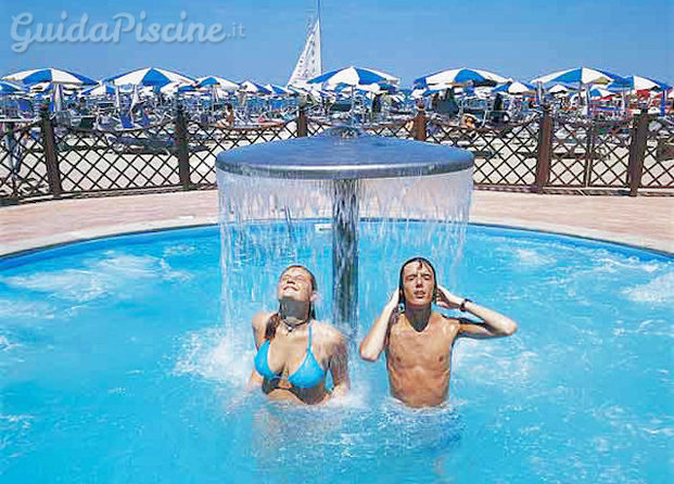 Piscina in spiaggia 